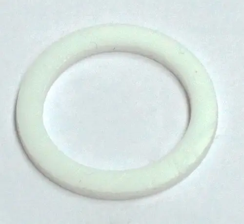 Daikin-Dichtung in Form eines flachen, weißen Rings auf hellem Hintergrund. Sie dient zur Abdichtung in Heiz- und Kühlsystemen.